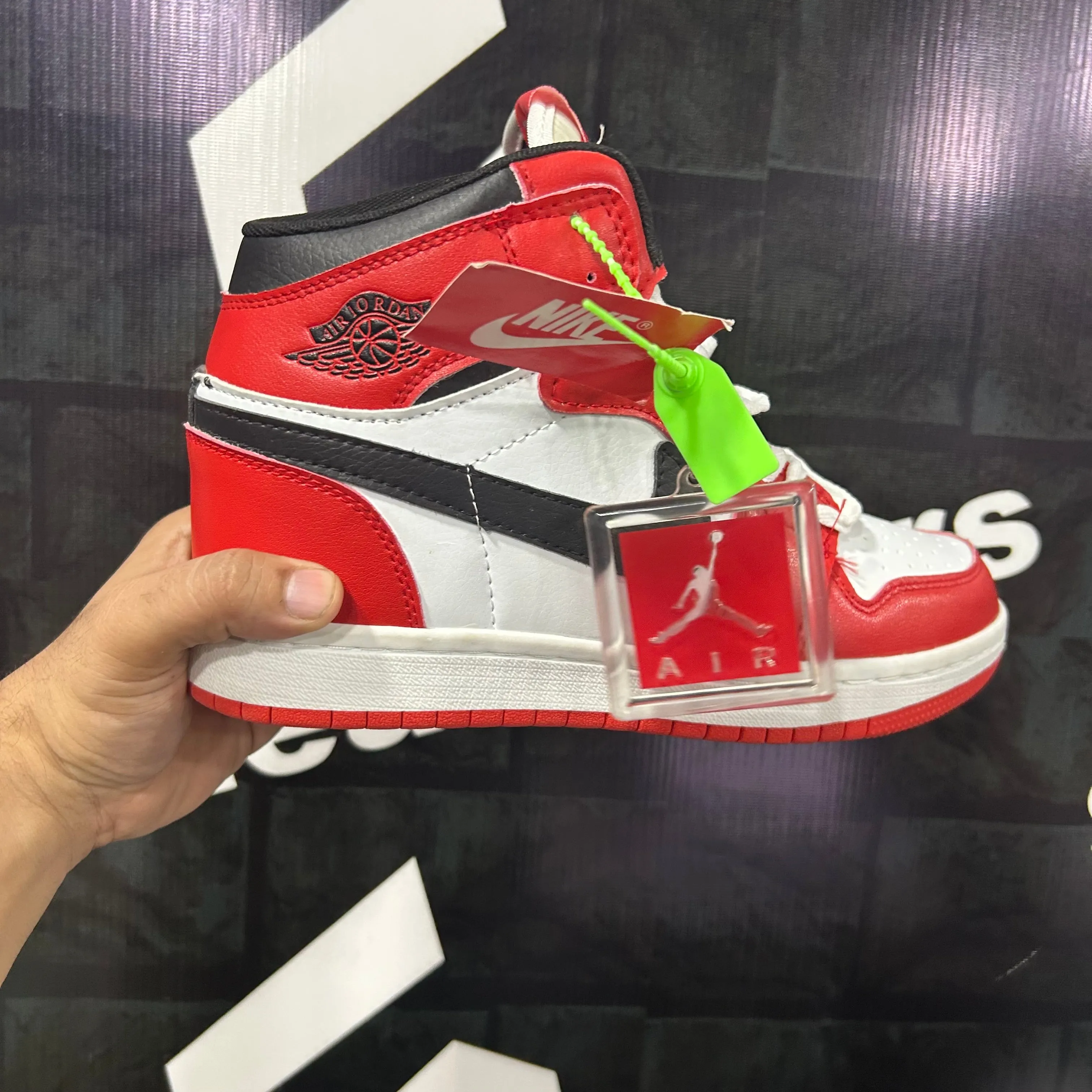 AR JDN 1 - High - Red White
