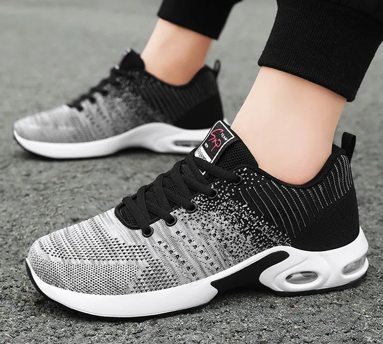 Breathable and Cushioned Men's Training Shoes for Maximum Comfort