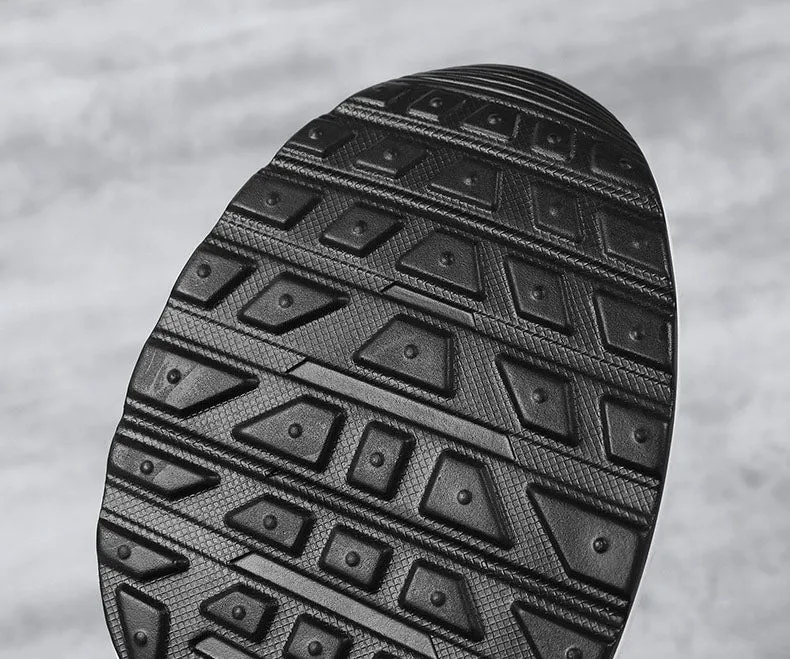 Breathable and Cushioned Men's Training Shoes for Maximum Comfort