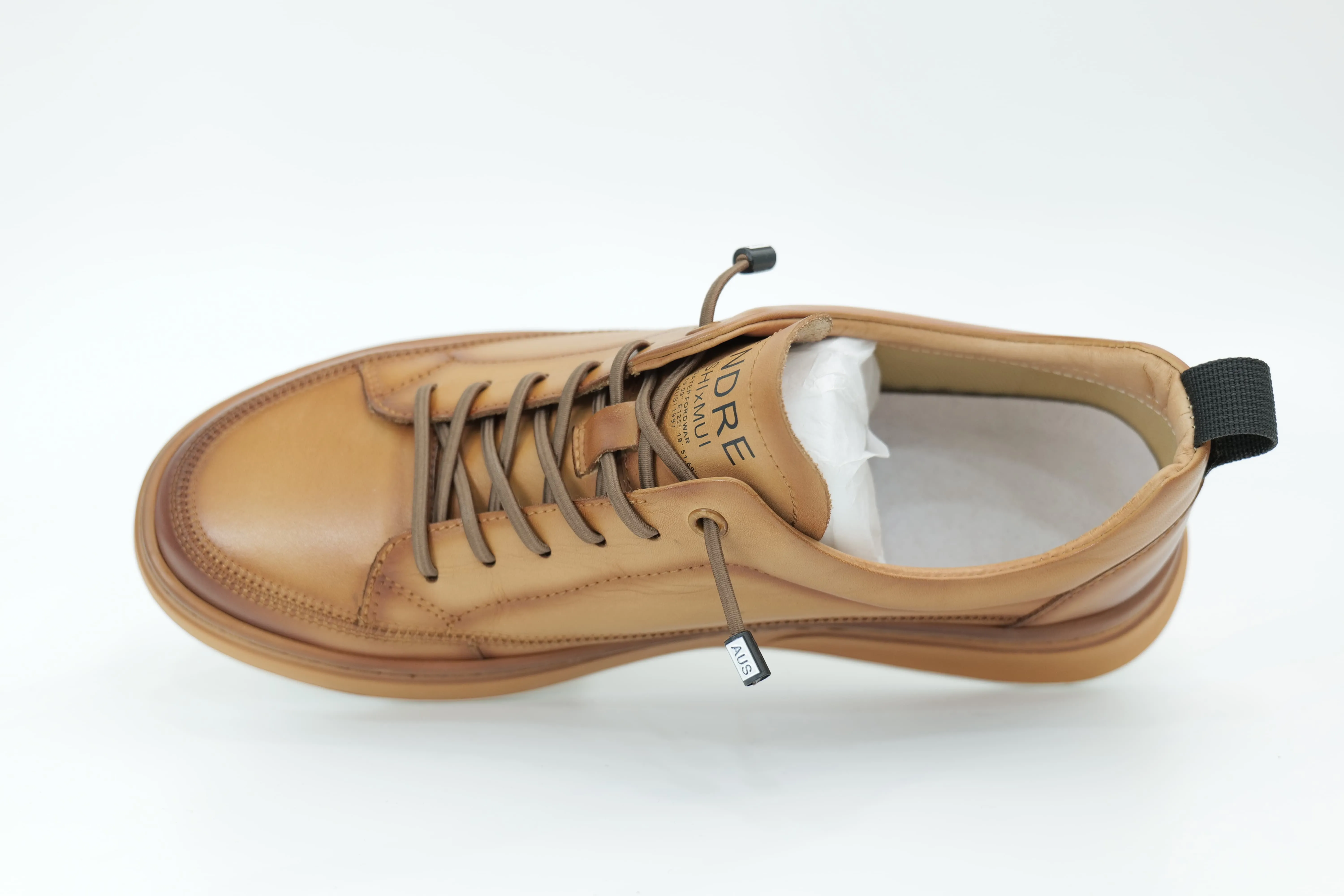 Casual sneakers