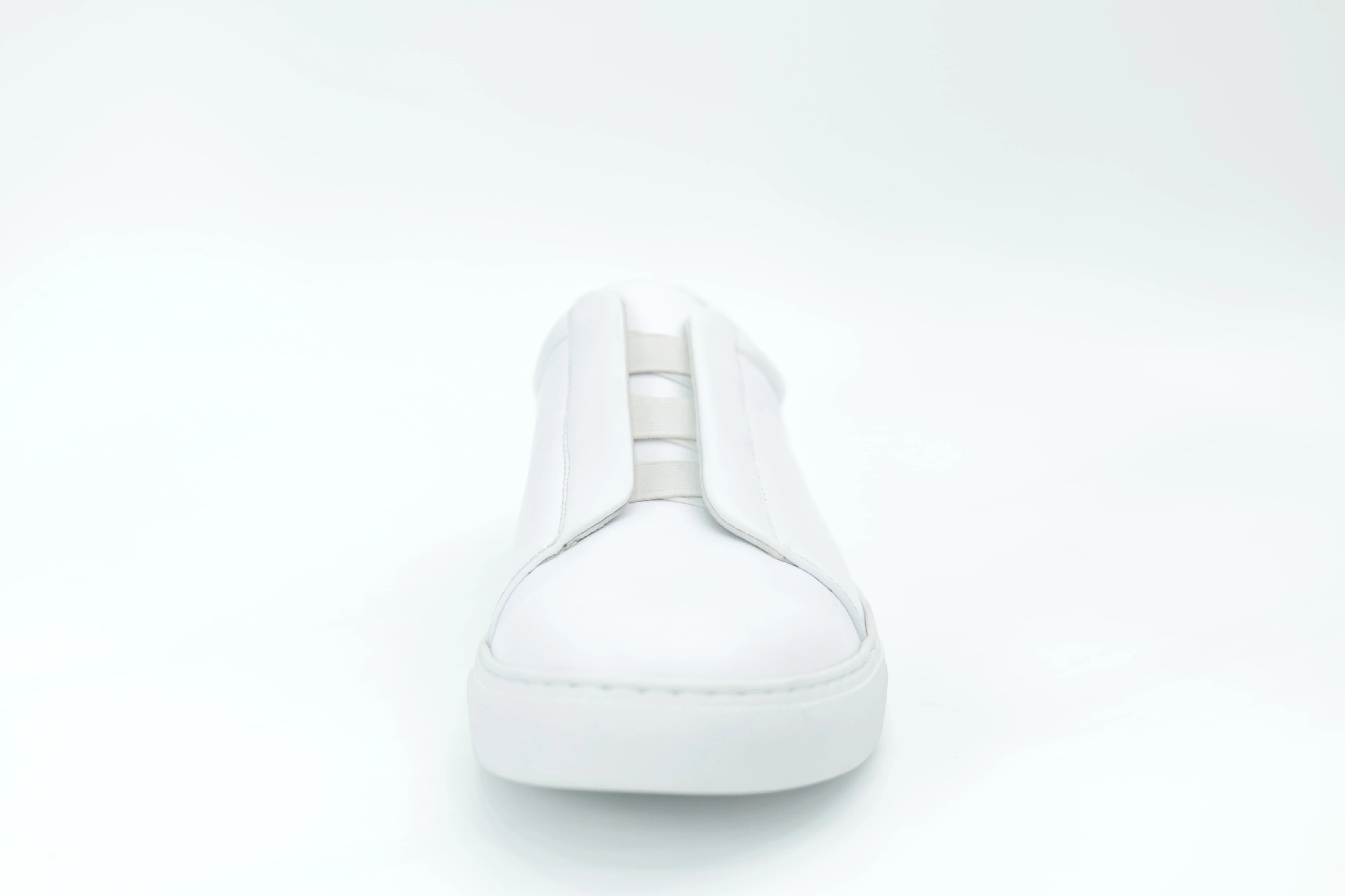 Casual sneakers