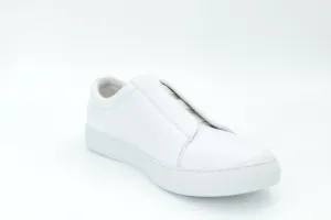 Casual sneakers