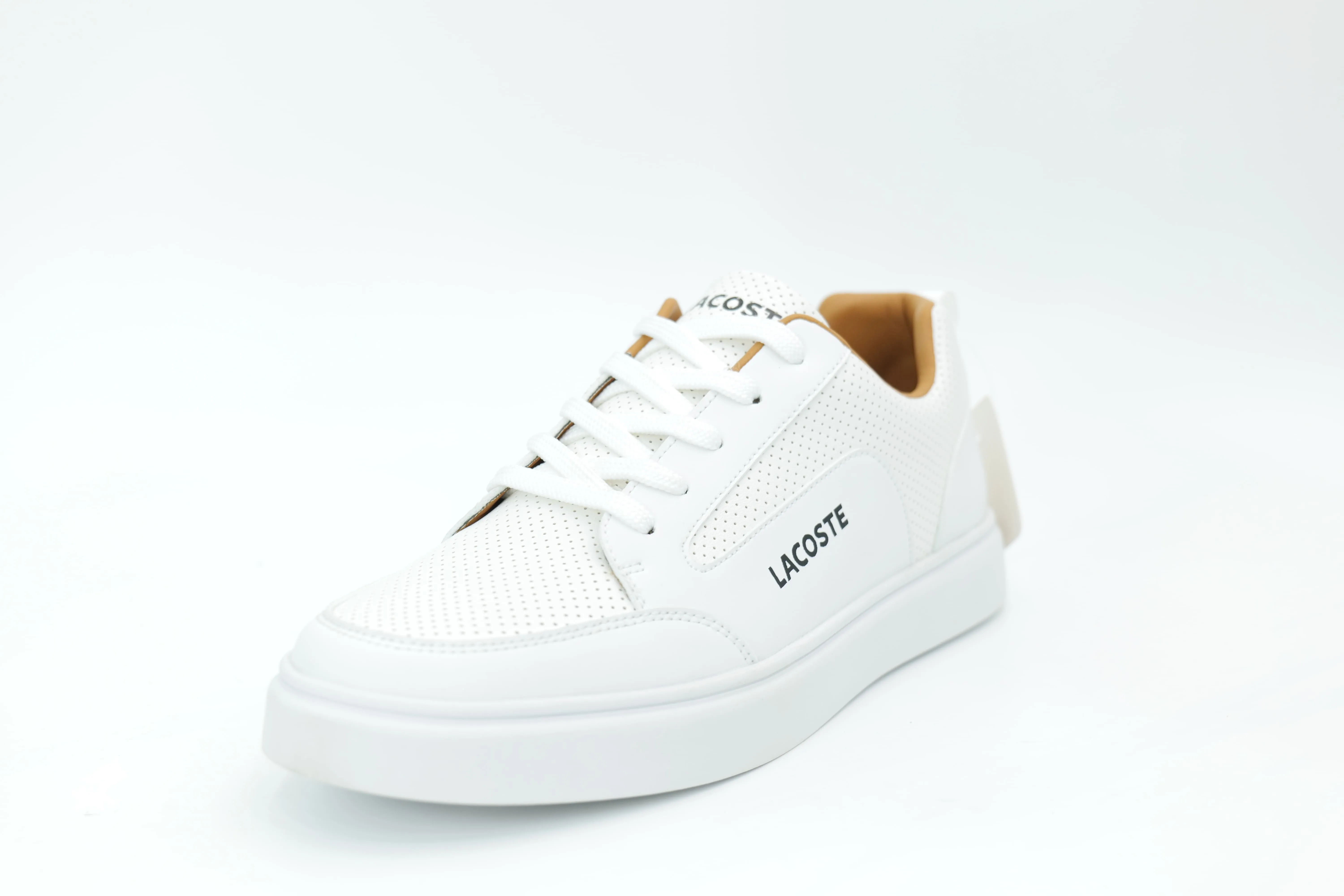 Casual sneakers
