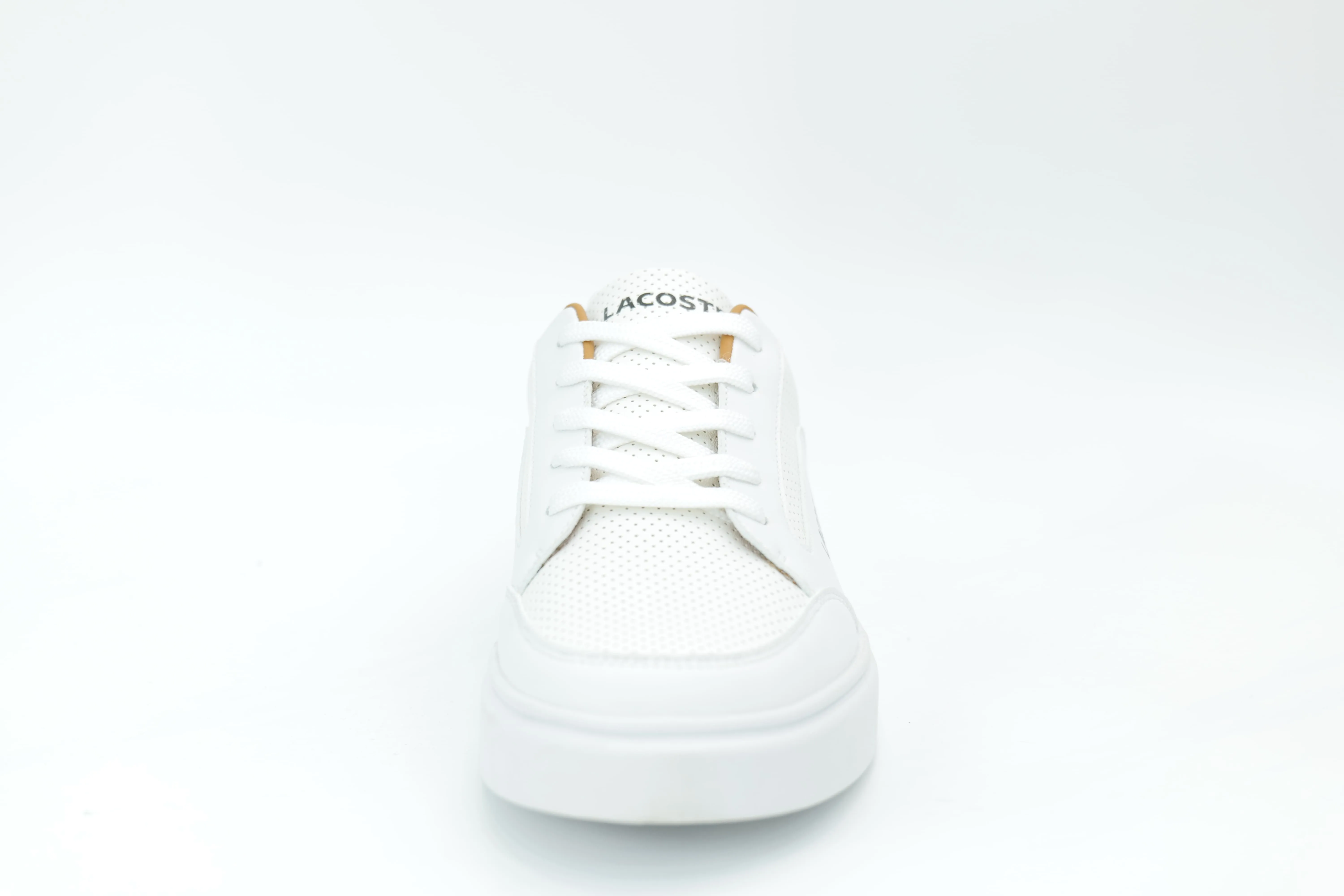 Casual sneakers