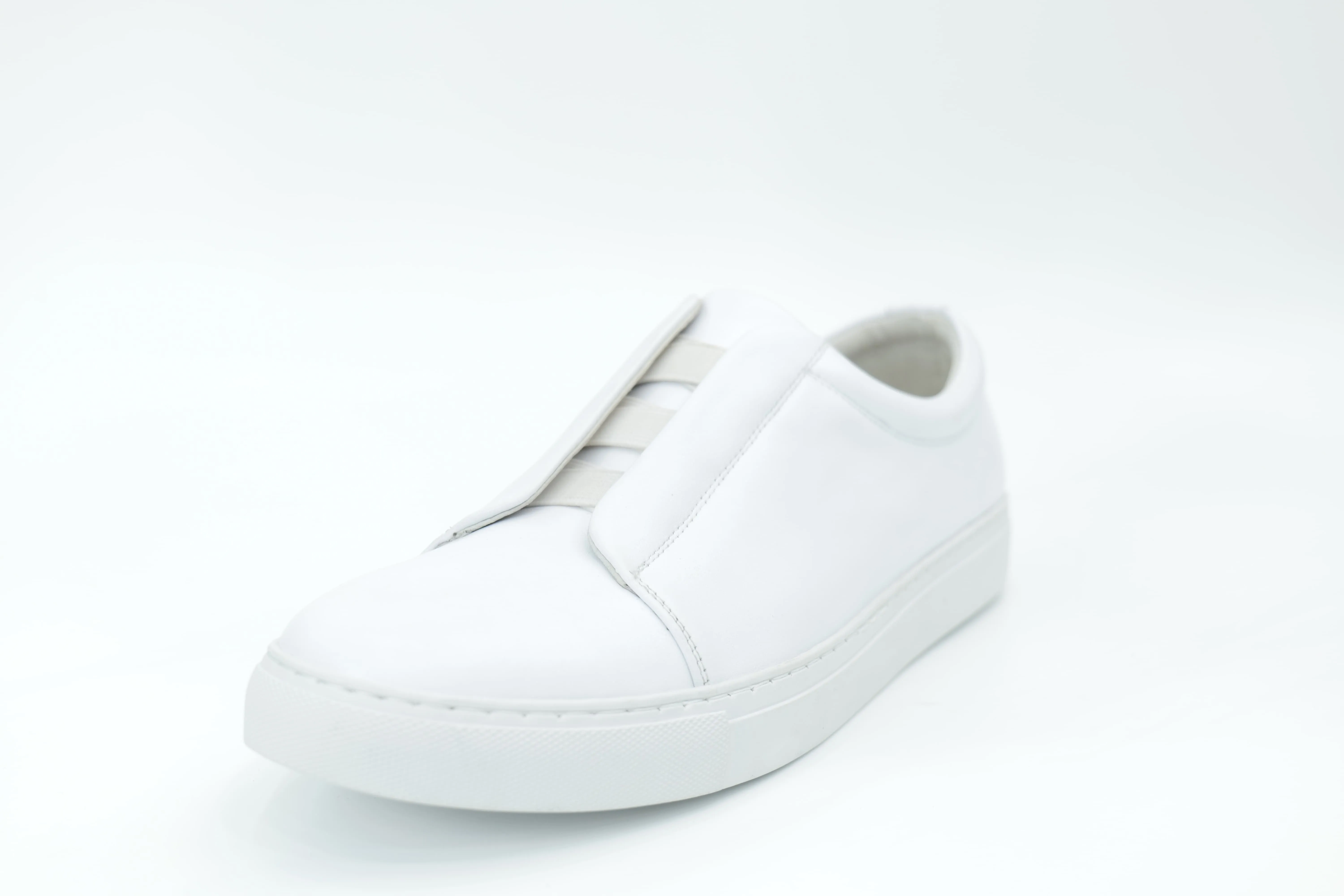 Casual sneakers