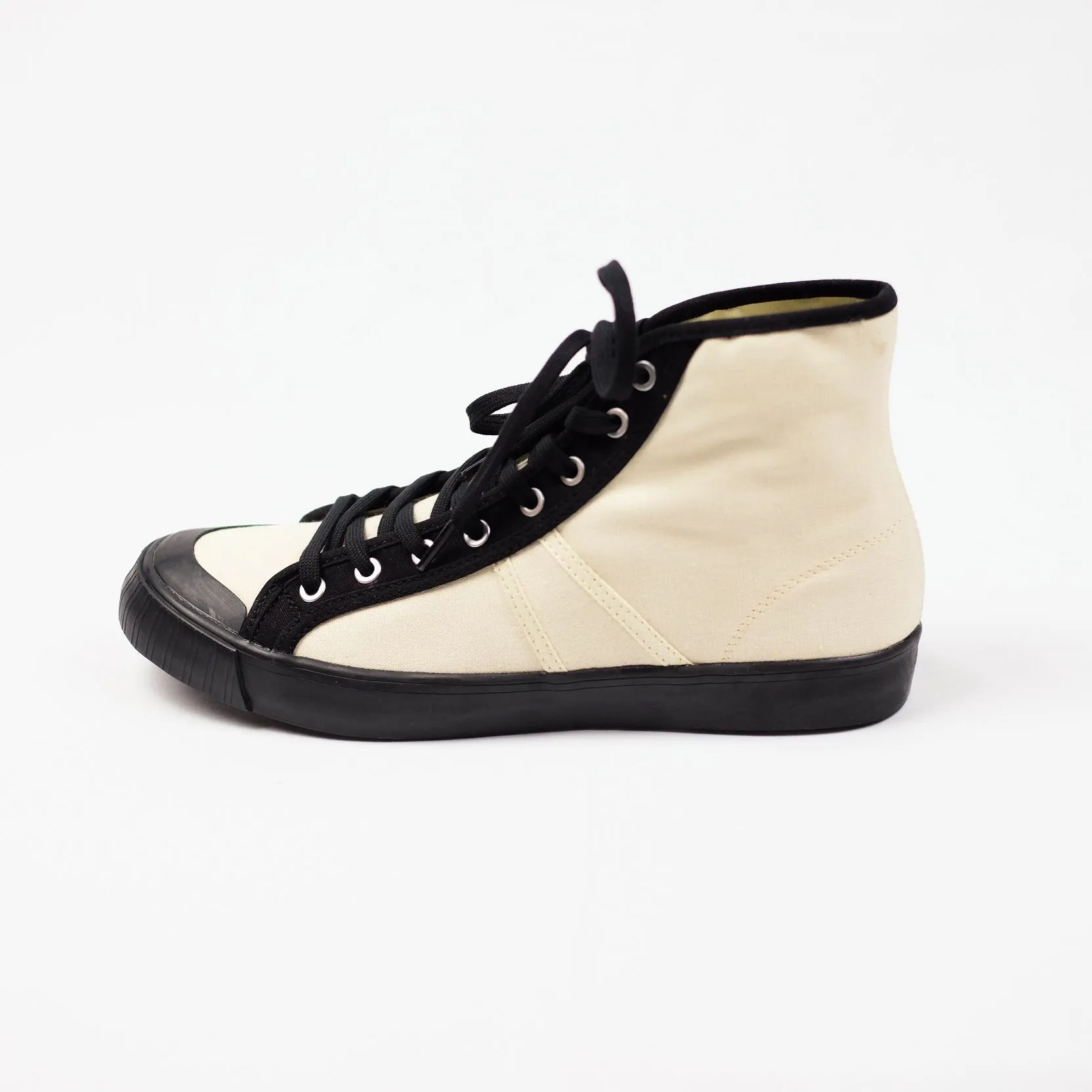 Colchester Rubber Co. Contrast High Top - Ecru x Black