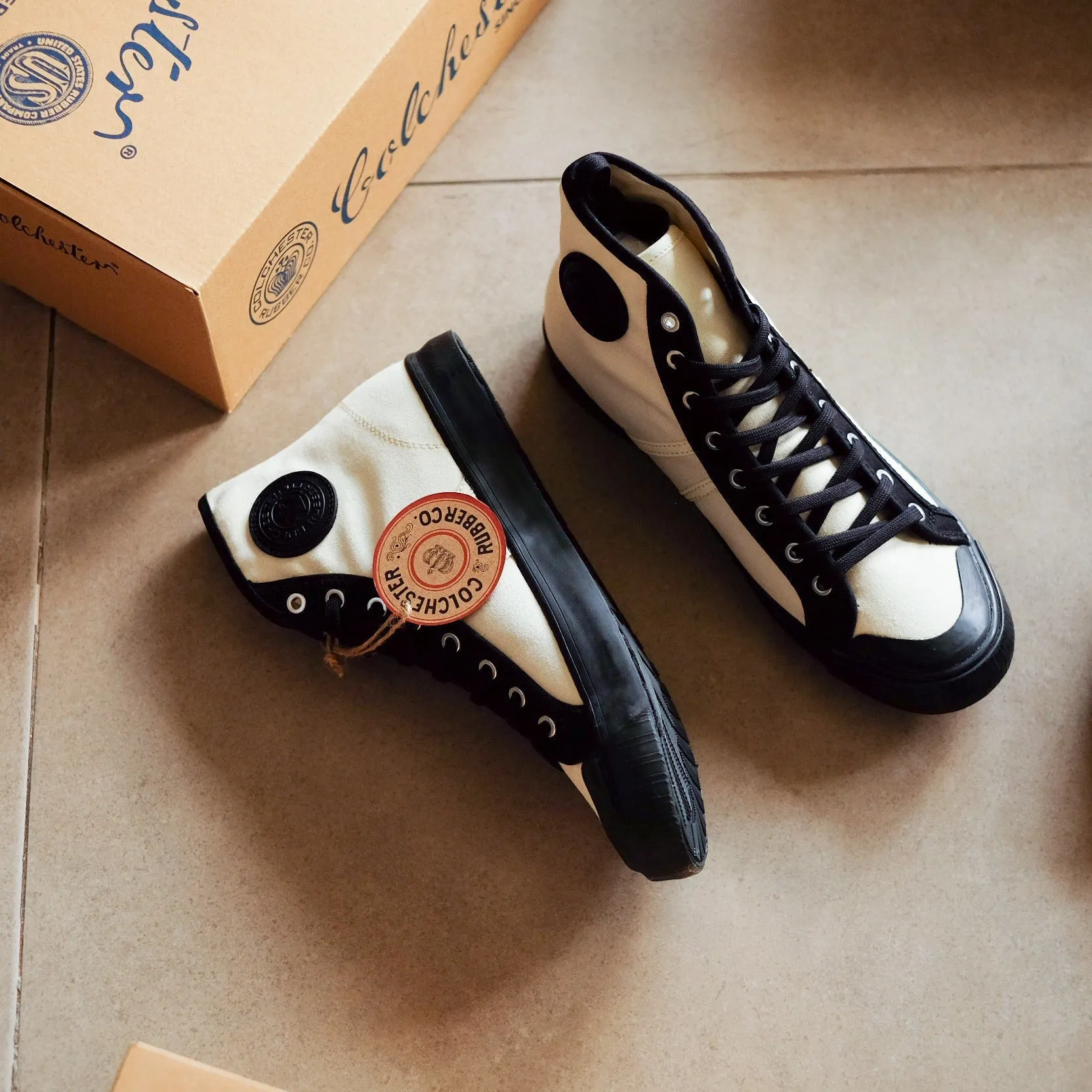 Colchester Rubber Co. Contrast High Top - Ecru x Black