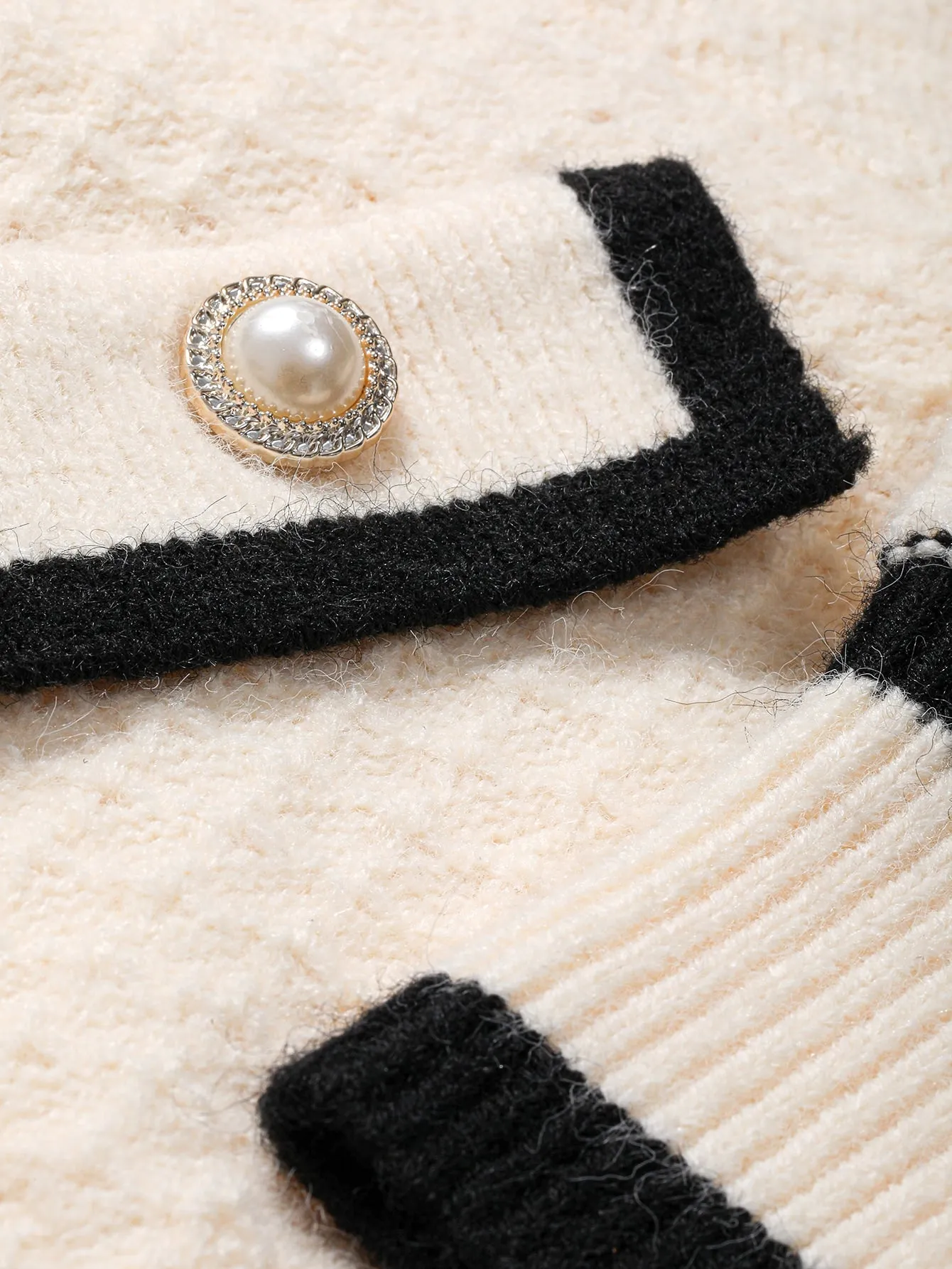 DAZY Contrast Trim Button Front Cardigan