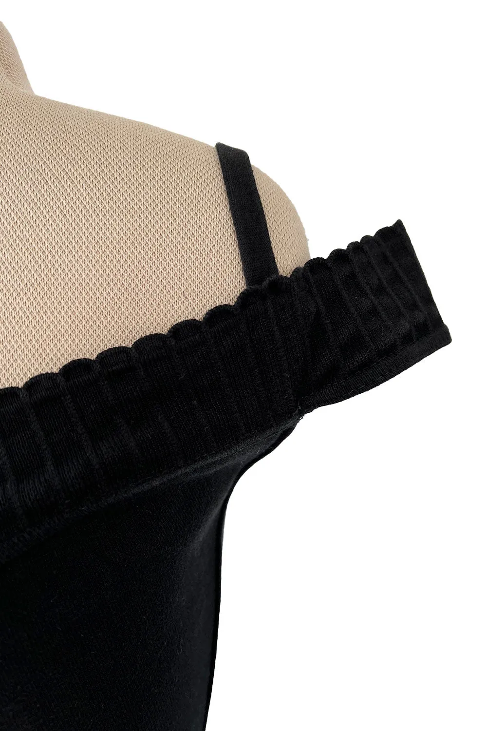 Documented Spring 1992 Azzedine Alaia Black Bodyt Hugging Knit Off Shoulder