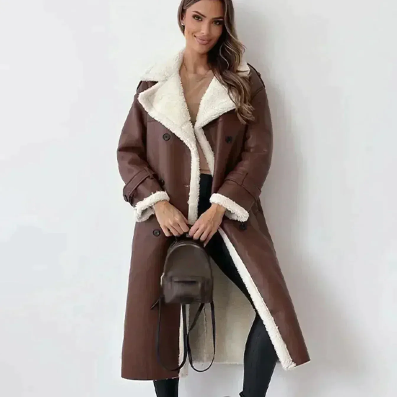 Elegant Belted Leather Jacket – Chic and Timeless