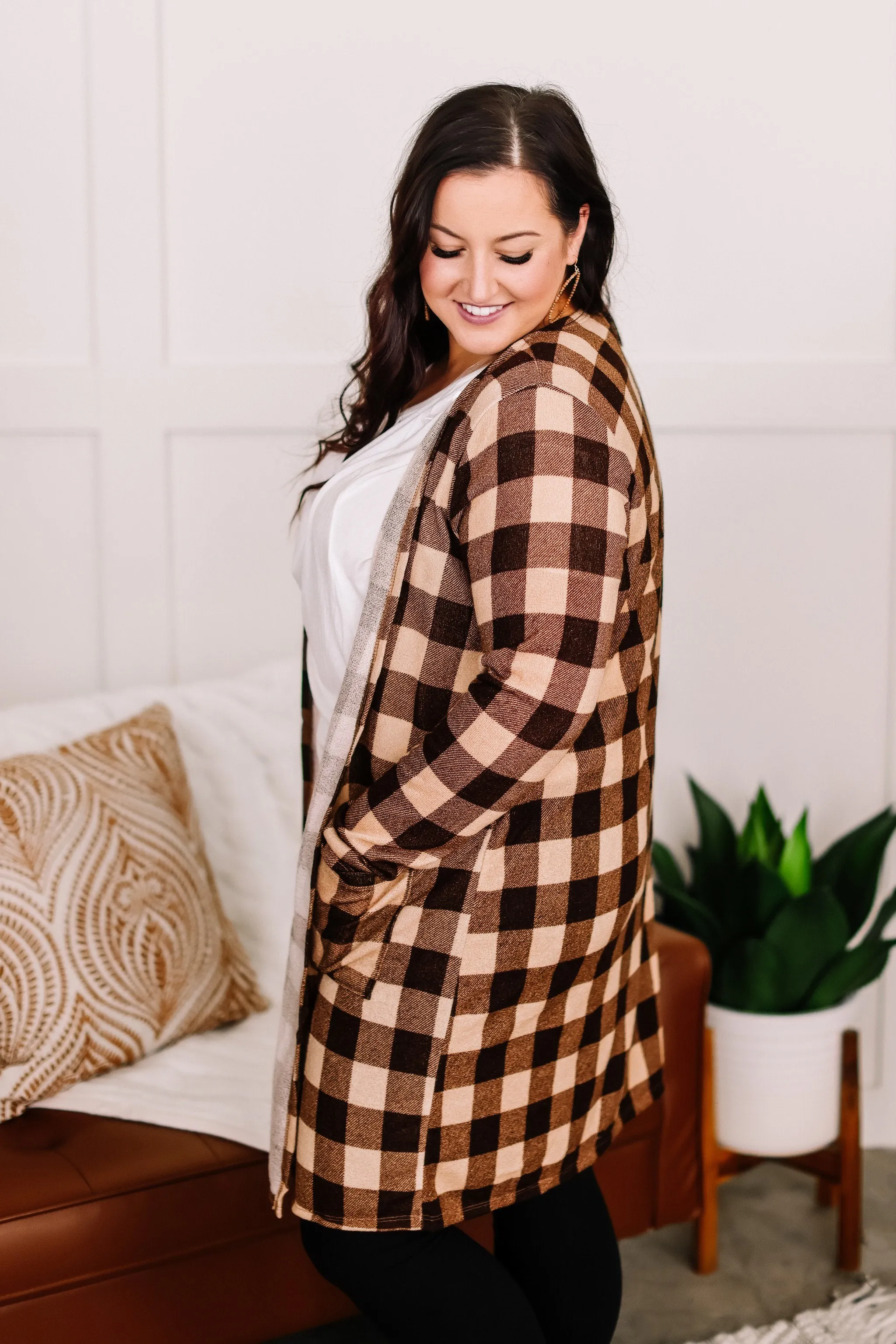 Fare And Square Cardigan In Toffee