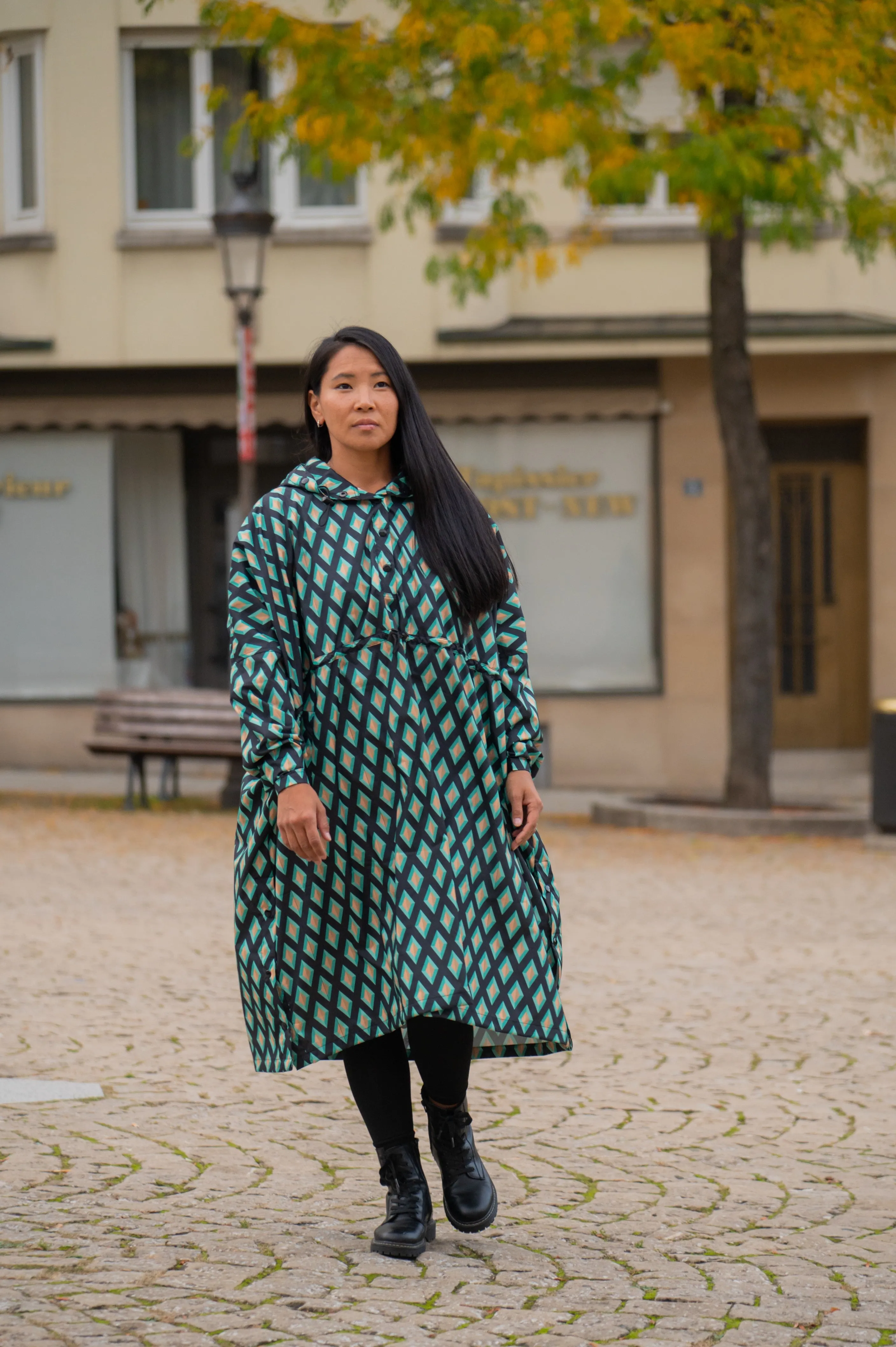 Geometry Love Women Poncho