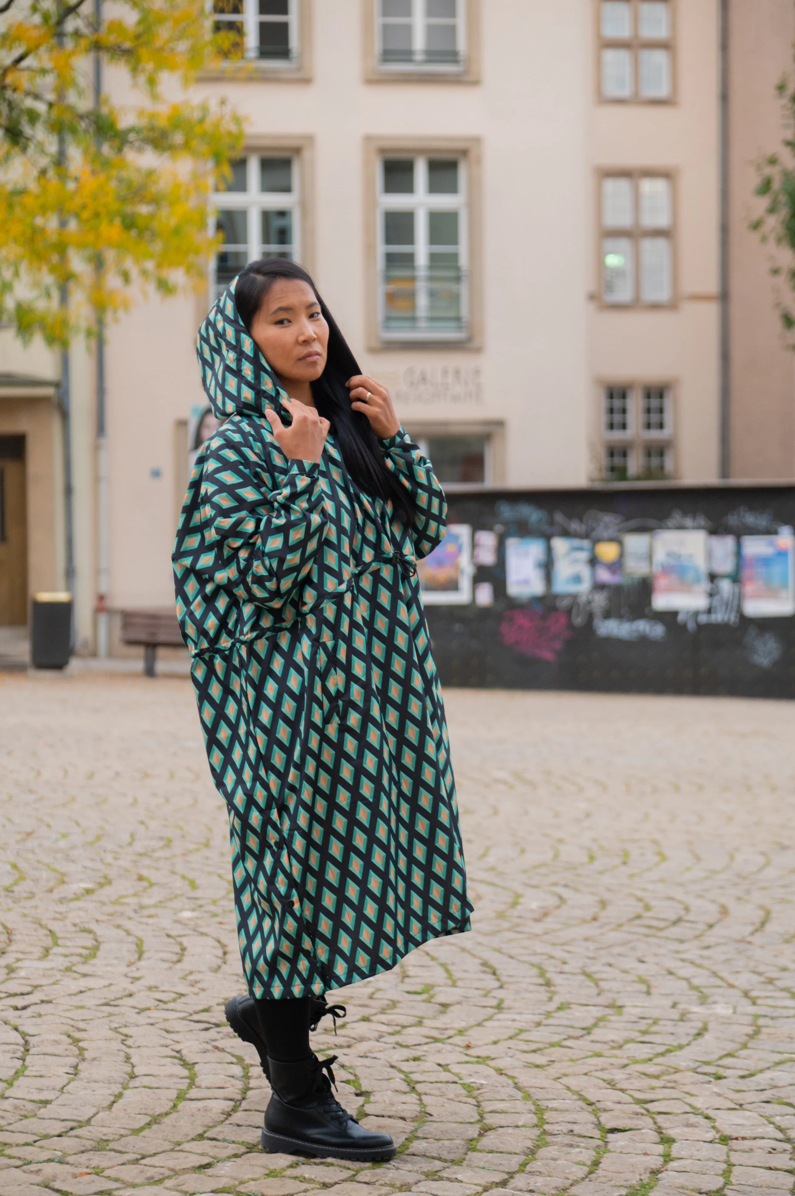 Geometry Love Women Poncho