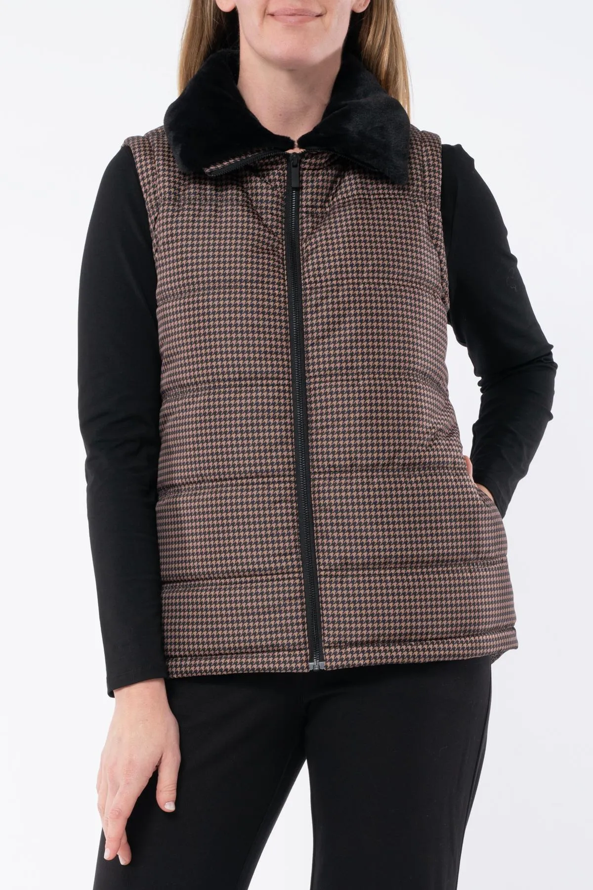 Jump - Houndstooth Puffer Vest - Camel / Black