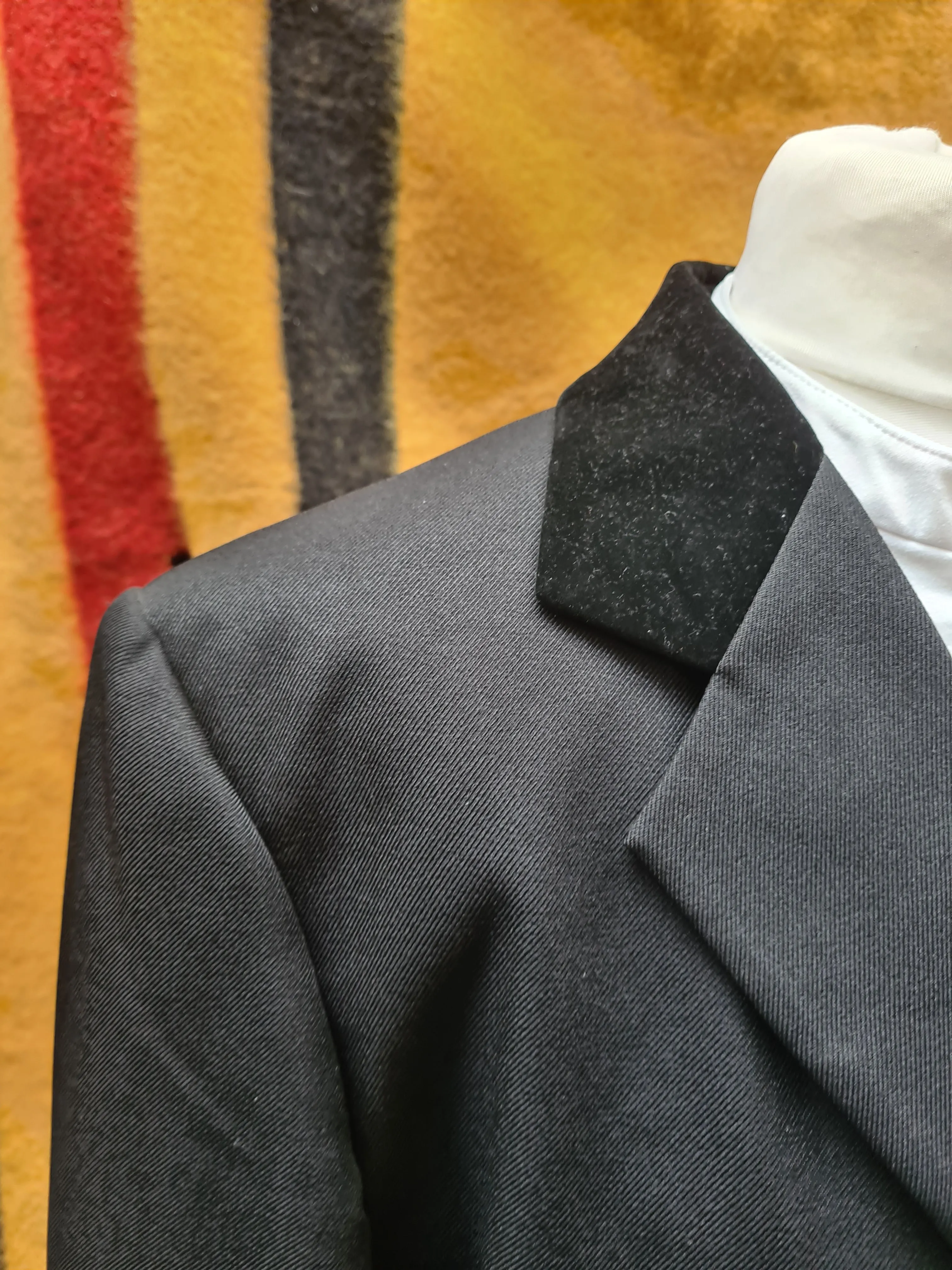 NEW gents 44” Dublin black show jacket FREE POSTAGE 🔵