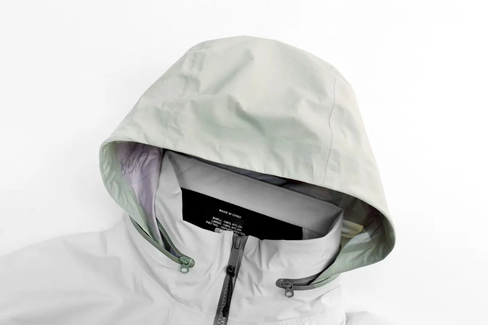 outdoor solid Seam Sealed Windbreaker With Hood unsex Interchange Jacket