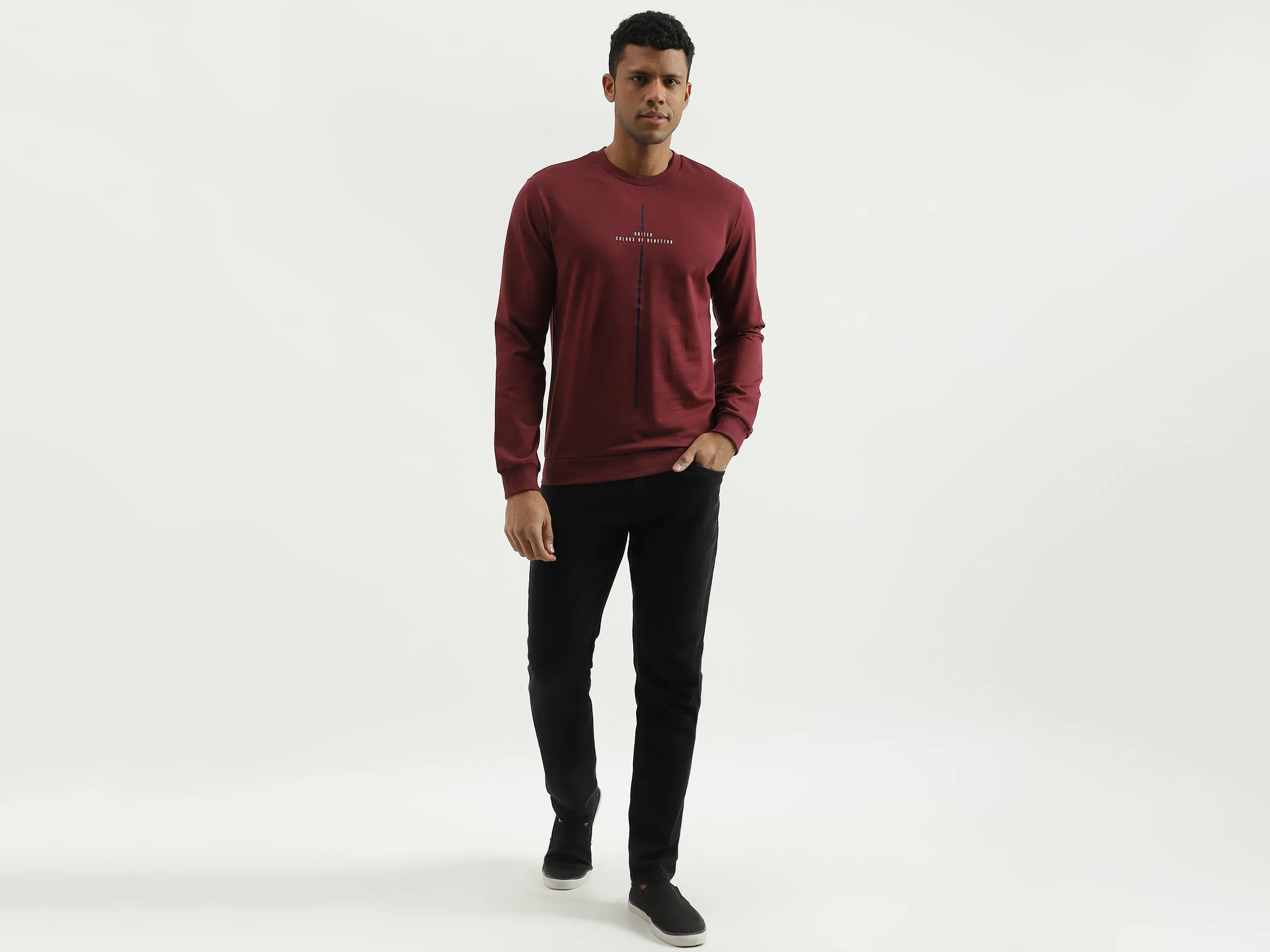 Regular Fit Round Neck Solid Sweatshirt