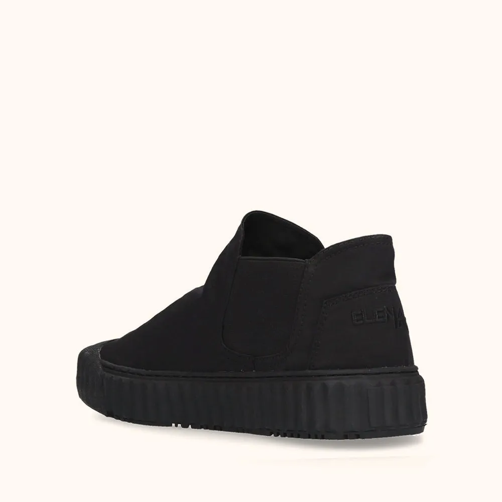 SLIP ON SNEAKERS BLACK