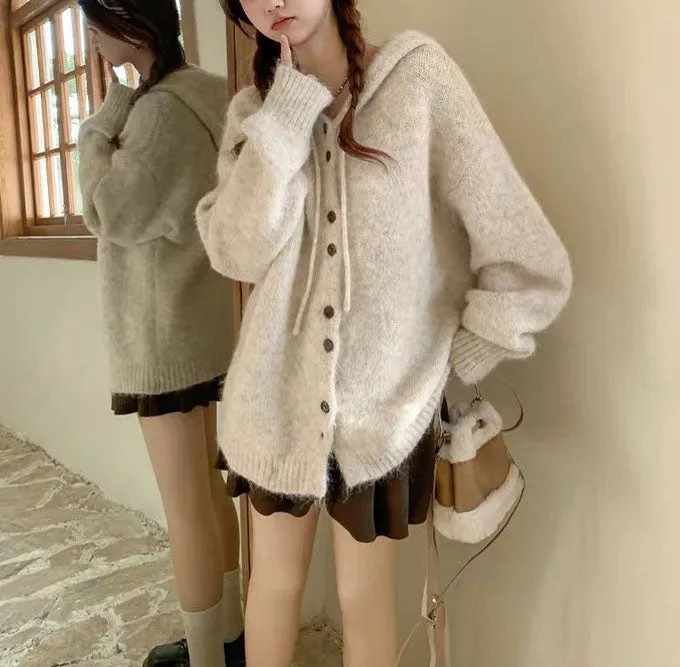 Stylish Solid Button-Up Cardigan with a Relaxed Fit