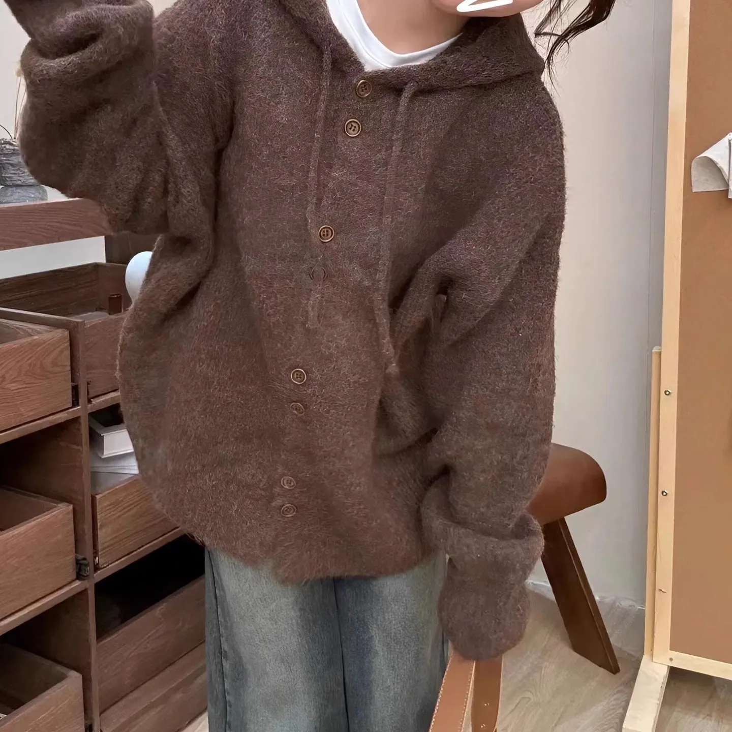 Stylish Solid Button-Up Cardigan with a Relaxed Fit