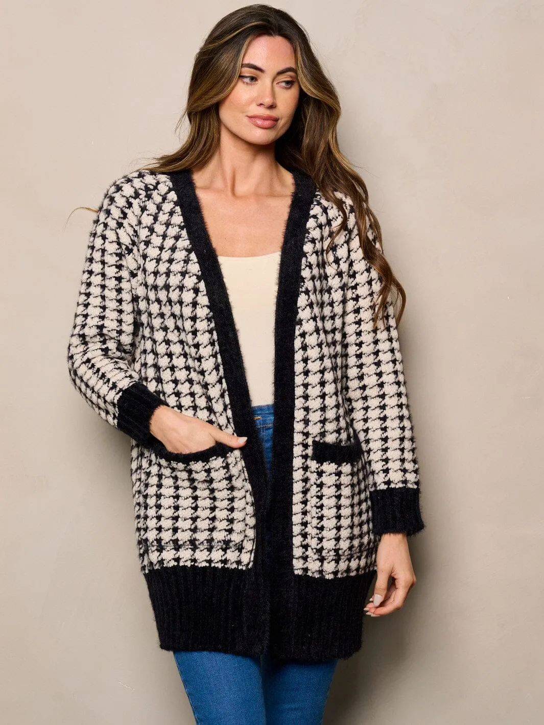 WOMEN'S LONG SLEEVES OPEN FRONT POCKETS FUZZY COLORBLOCK CARDIGAN